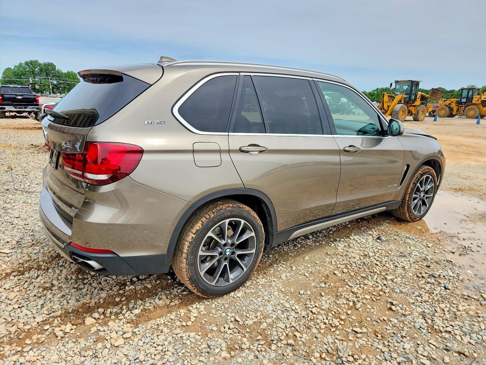 51768676 :رقم المزاد ، 5UXKT0C32H0V96003 vin ، 2017 Bmw X5 مزاد بيع
