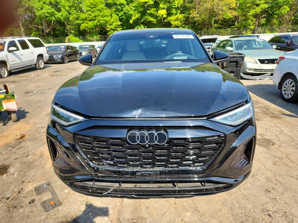 49144106 :رقم المزاد ، WA1DABGEXRB005407 vin ، 2024 Audi Q8 E-tron مزاد بيع
