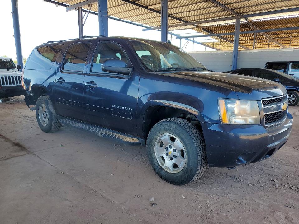 2013 Chevrolet Suburban მანქანა იყიდება აუქციონზე, vin: 1GNSCHE02DR212835, აუქციონის ნომერი: 50831046