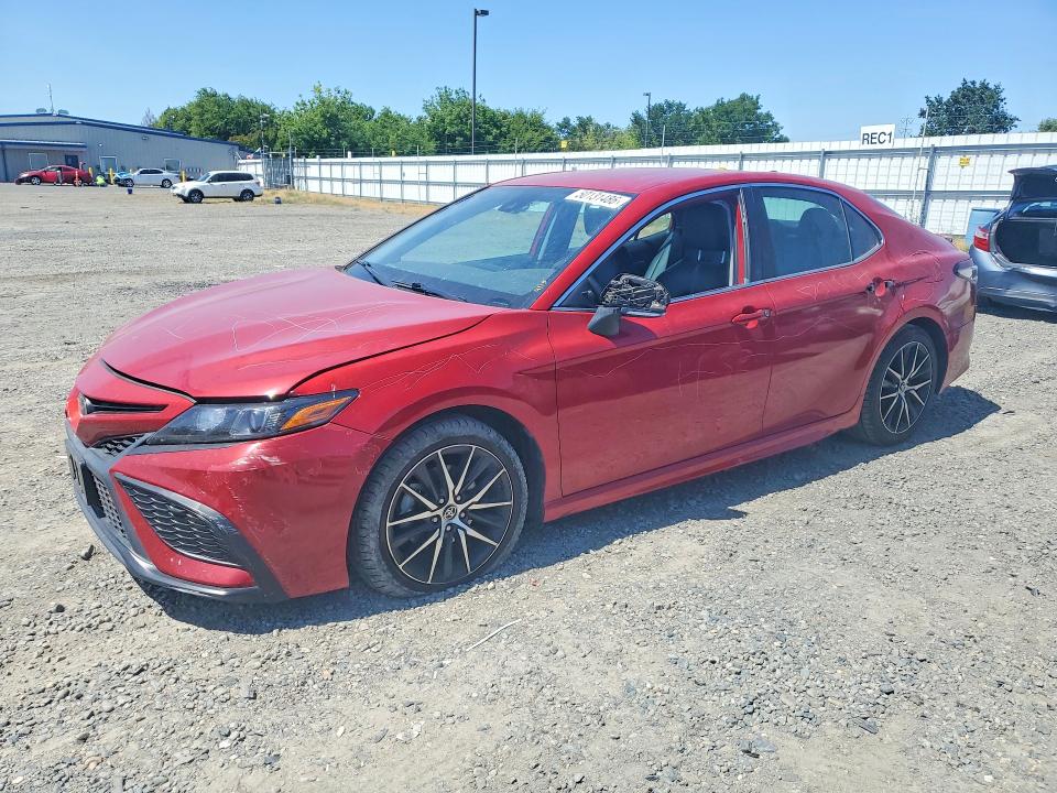 2022 Toyota Camry მანქანა იყიდება აუქციონზე, vin: 4T1G11AK1NU036938, აუქციონის ნომერი: 50131486