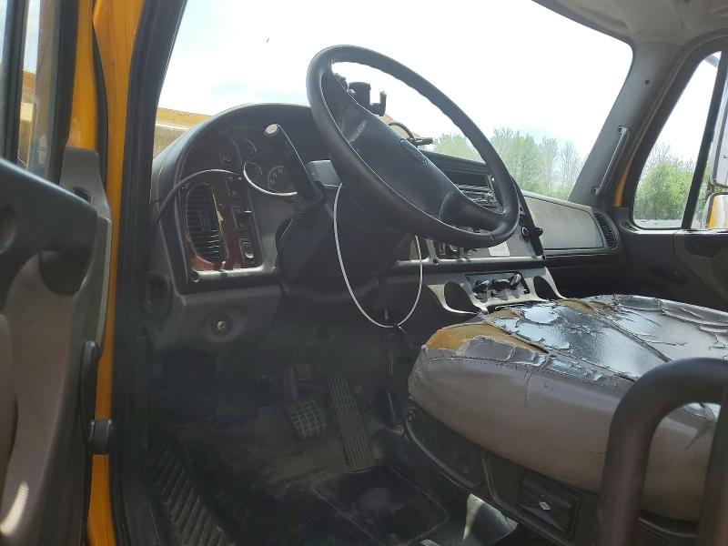47841386 :رقم المزاد ، 1FVACWDT4DDBV0654 vin ، 2013 Freigliner M2 مزاد بيع