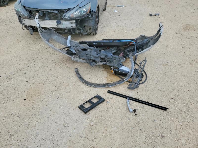 48566726 :رقم المزاد ، 5UXKR2C35H0X03443 vin ، 2017 Bmw X5 مزاد بيع