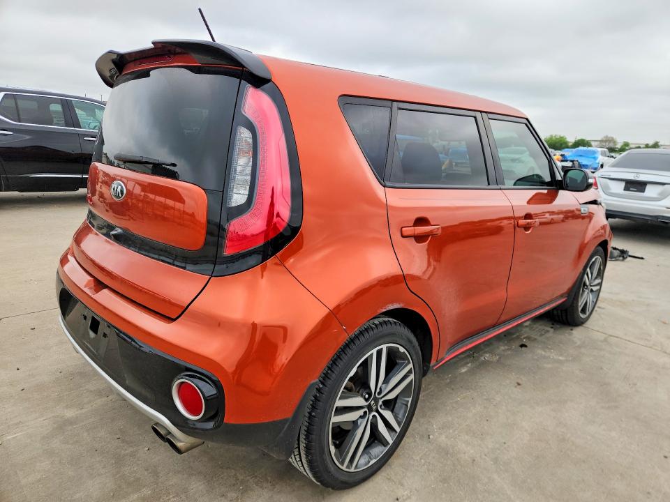 Продаж на аукціоні авто 2018 Kia Soul, vin: KNDJX3AA8J7587601, номер лоту: 49329626