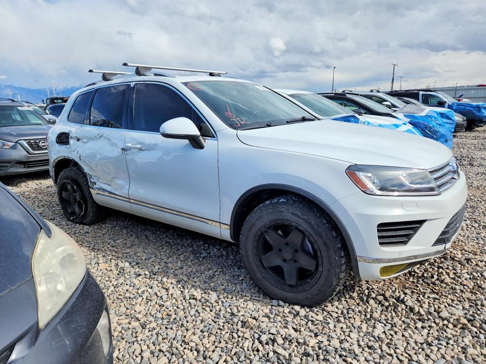 Продажа на аукционе авто 2015 Volkswagen Touareg, vin: WVGEP9BP0FD002764, номер лота: 50637616