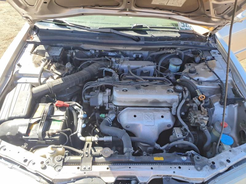 51272956 :رقم المزاد ، 1HGCD568XVA177511 vin ، 1997 Honda Accord مزاد بيع