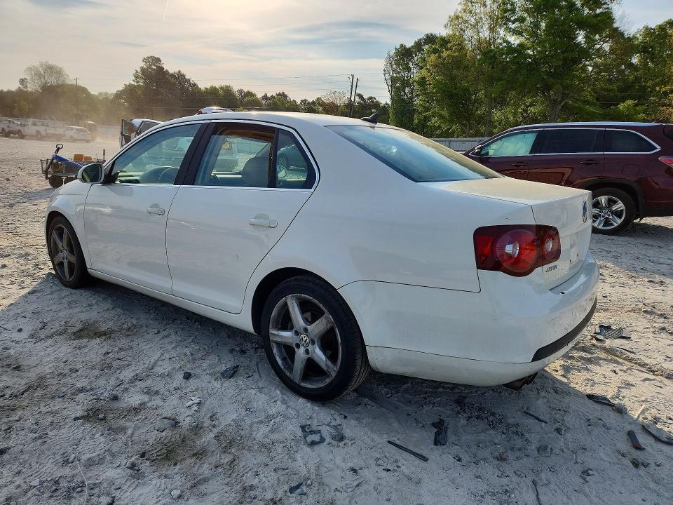 49033696 :رقم المزاد ، 3VWRM71K38M005655 vin ، 2008 Volkswagen Jetta مزاد بيع