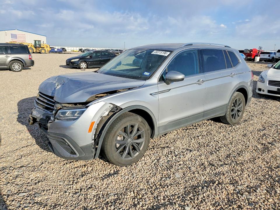 49315196 :رقم المزاد ، 3VV3B7AX4NM080713 vin ، 2022 Volkswagen Tiguan مزاد بيع