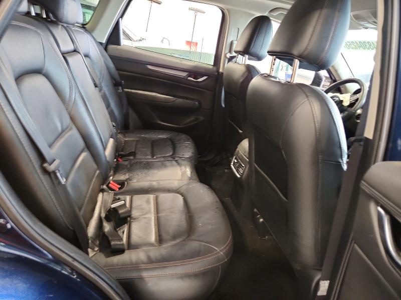 48304256 :رقم المزاد ، JM3KFBCM9N0563239 vin ، 2022 Mazda Cx-5 مزاد بيع
