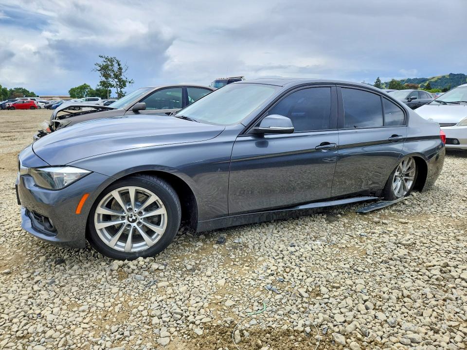 Продаж на аукціоні авто 2017 Bmw 320, vin: WBA8E1G54HNU12848, номер лоту: 50767176