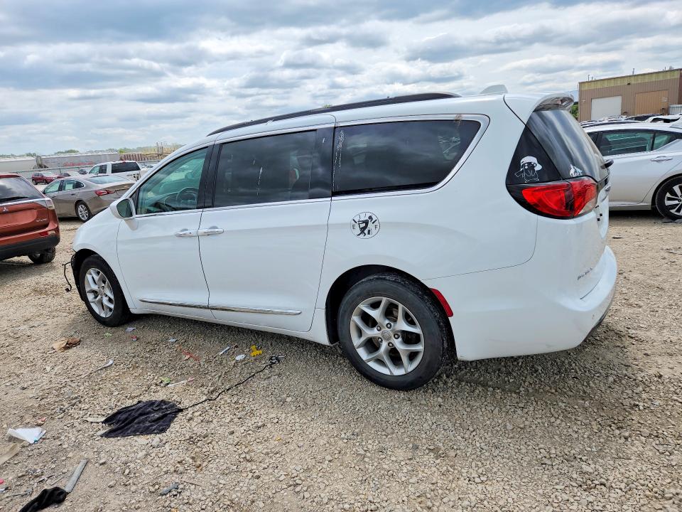 51036776 :رقم المزاد ، 2C4RC1BG0HR810003 vin ، 2017 Chrysler Pacifica مزاد بيع