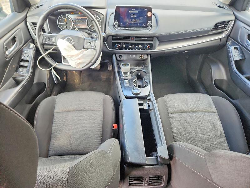 49078906 :رقم المزاد ، 5N1BT3BB8SC770427 vin ، 2025 Nissan Rogue مزاد بيع
