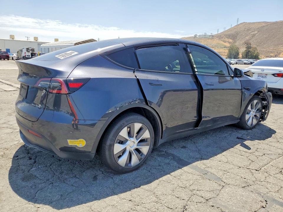 Продажа на аукционе авто 2024 Tesla Model Y, vin: 7SAYGDEE2RF089727, номер лота: 51854276