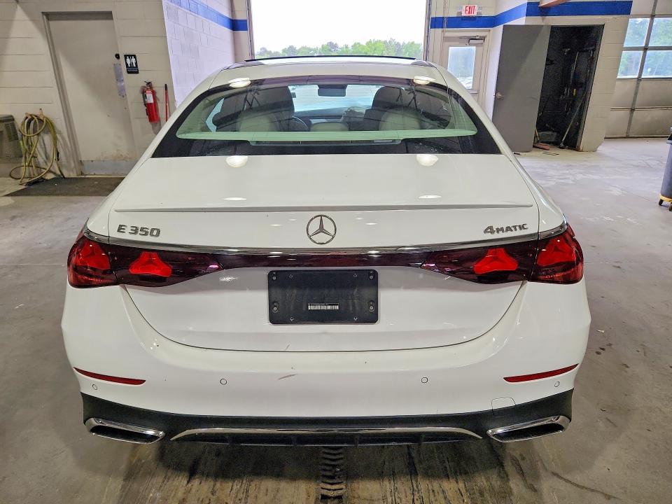 Продажа на аукционе авто 2025 Mercedes-benz E, vin: W1KLF4HB5SA095179, номер лота: 51767146