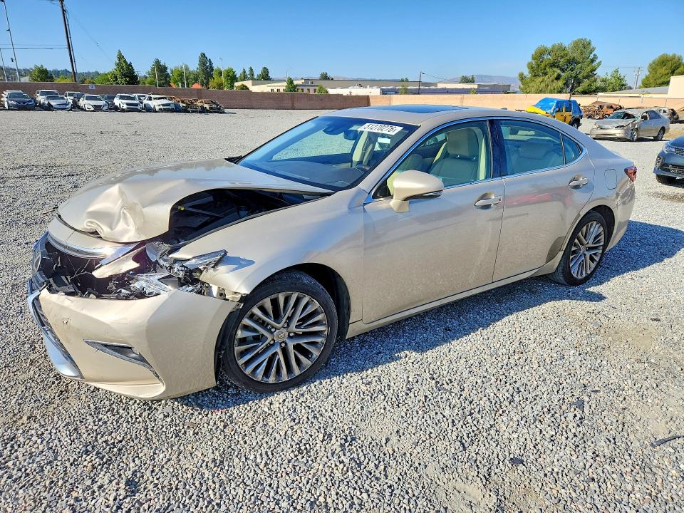 51270276 :رقم المزاد ، JTHBK1GG0G2223695 vin ، 2016 Lexus Es مزاد بيع