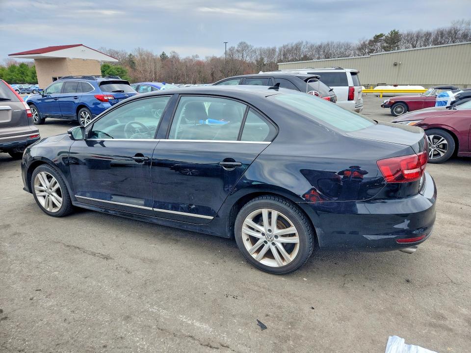 49334736 :رقم المزاد ، 3VWL17AJ5HM214675 vin ، 2017 Volkswagen Jetta مزاد بيع
