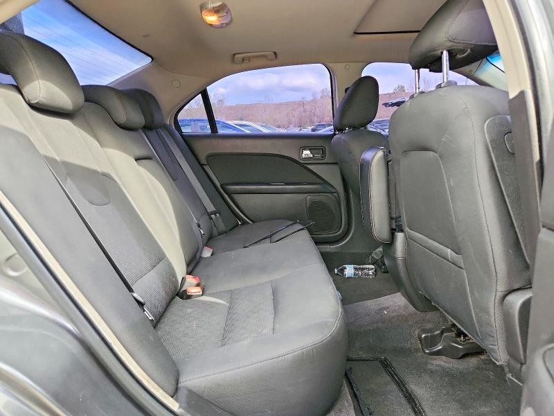 2010 Ford Fusion მანქანა იყიდება აუქციონზე, vin: 3FAHP0HA1AR201702, აუქციონის ნომერი: 49804586