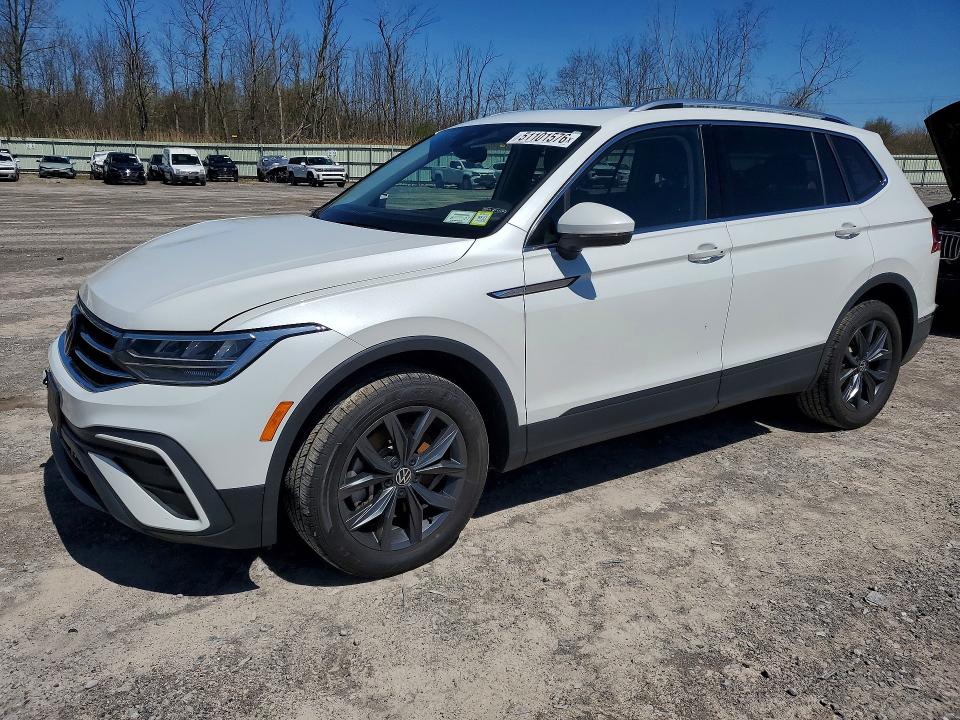 51101576 :رقم المزاد ، 3VVMB7AX0PM025649 vin ، 2023 Volkswagen Tiguan مزاد بيع
