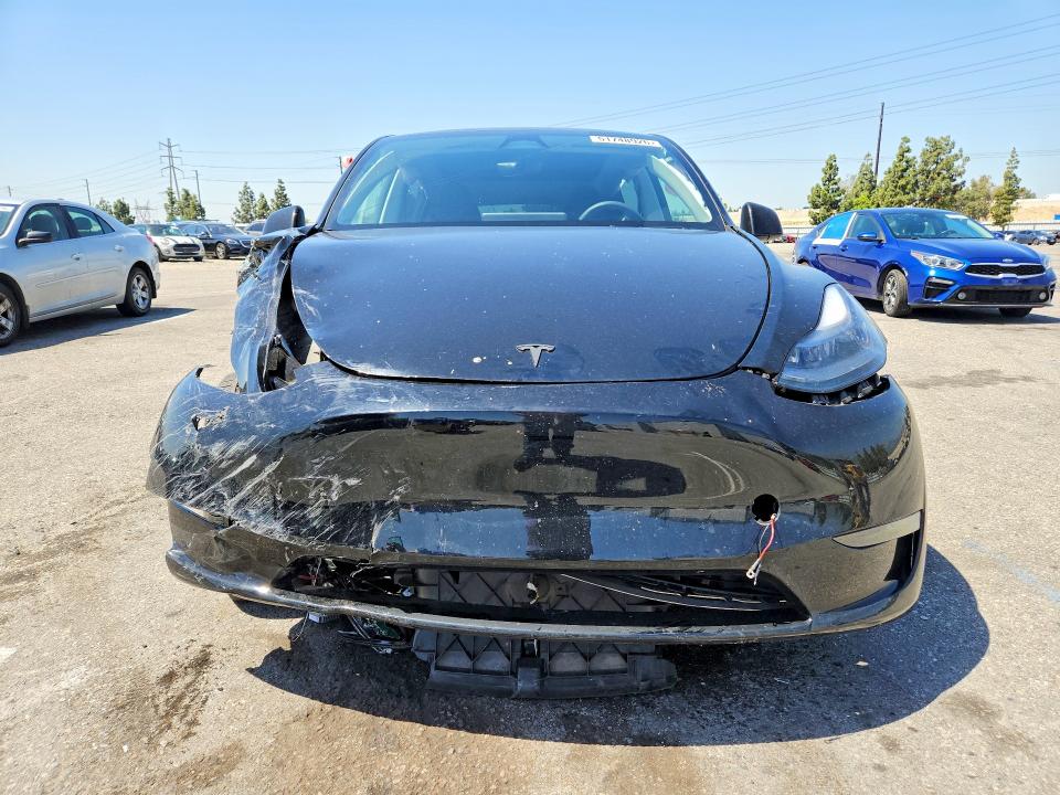 2024 Tesla Model Y მანქანა იყიდება აუქციონზე, vin: 7SAYGDEEXRF060671, აუქციონის ნომერი: 51748926