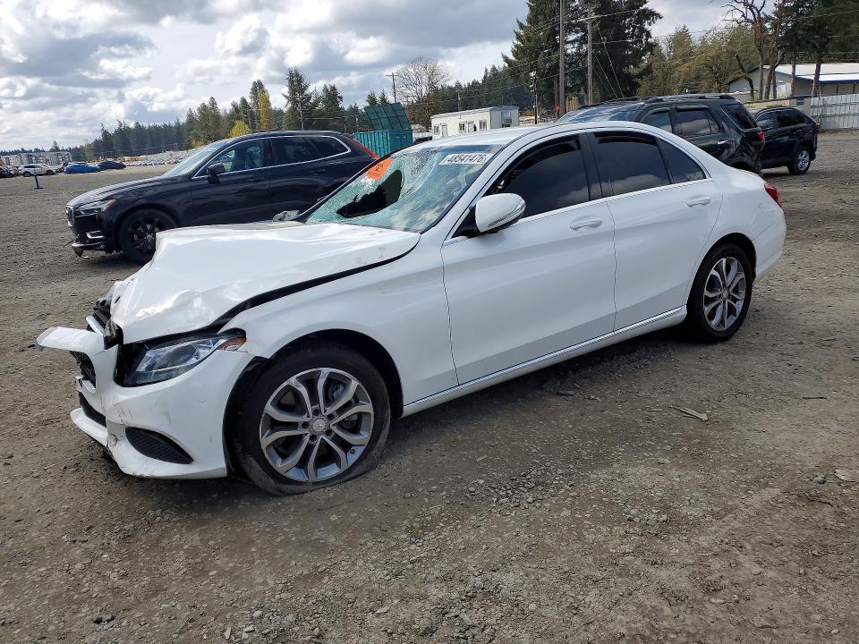 2015 Mercedes Benz C მანქანა იყიდება აუქციონზე, vin: 55SWF4KB0FU087521, აუქციონის ნომერი: 48541476