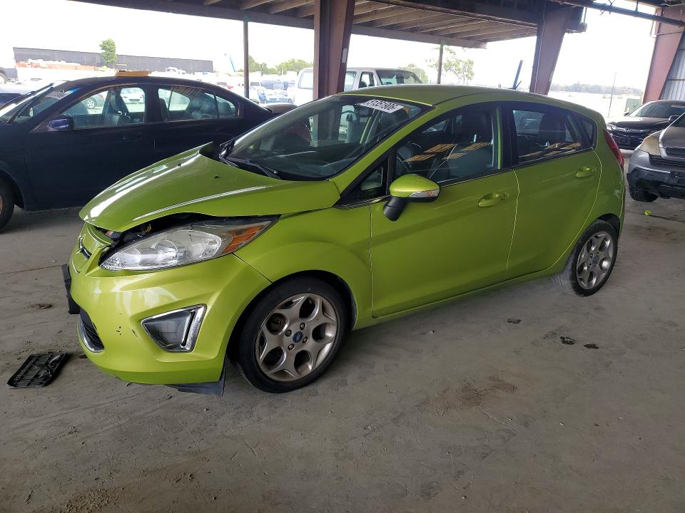 51351906 :رقم المزاد ، 3FADP4FJXDM153949 vin ، 2013 Ford Fiesta مزاد بيع