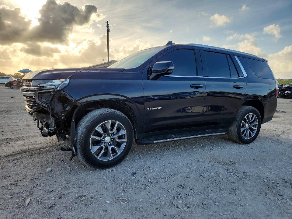 Auction sale of the 2022 Chevrolet Tahoe, vin: 1GNSCNKDXNR326329, lot number: 48201736