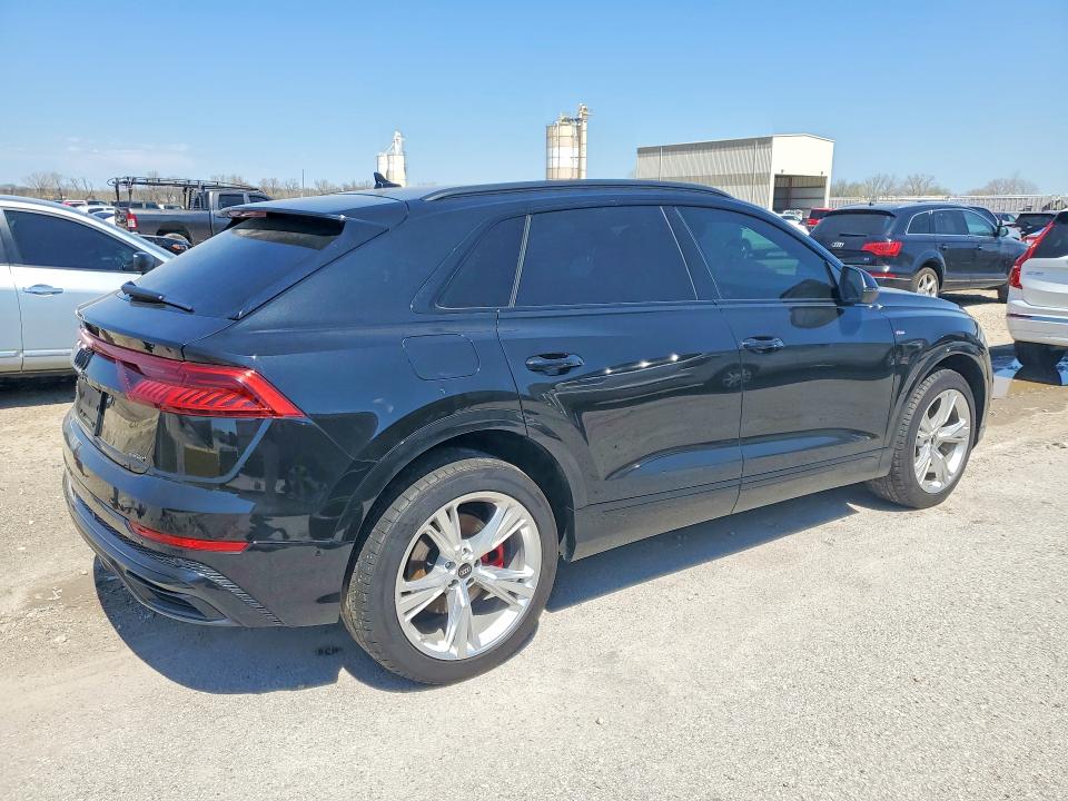 2022 Audi Q8 მანქანა იყიდება აუქციონზე, vin: WA1EVBF12ND021879, აუქციონის ნომერი: 48865506