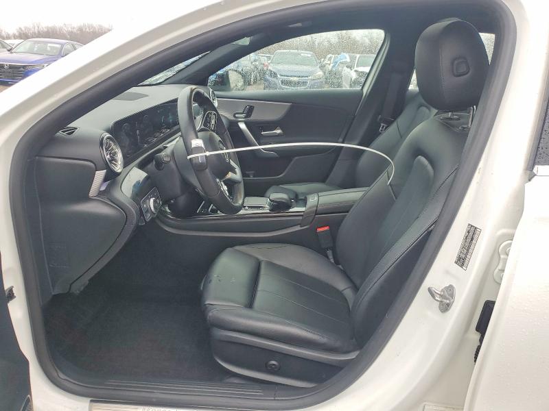 Продаж на аукціоні авто 2022 Mercedes-benz A, vin: W1K3G4FB5NJ349946, номер лоту: 47760746