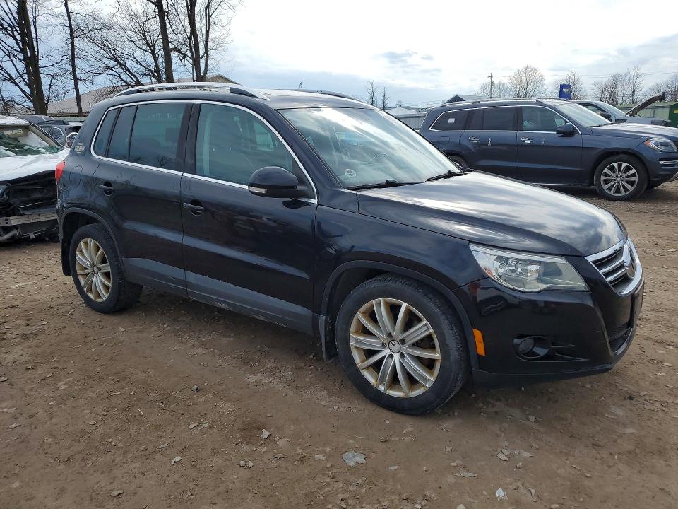 2011 Volkswagen Tiguan მანქანა იყიდება აუქციონზე, vin: WVGBV7AX6BW554623, აუქციონის ნომერი: 49896866