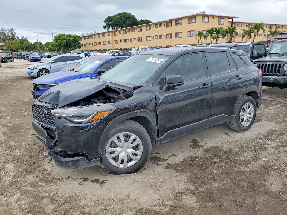 2025 Toyota Corolla Cross მანქანა იყიდება აუქციონზე, vin: 7MUAAAAG2SV129690, აუქციონის ნომერი: 51171426
