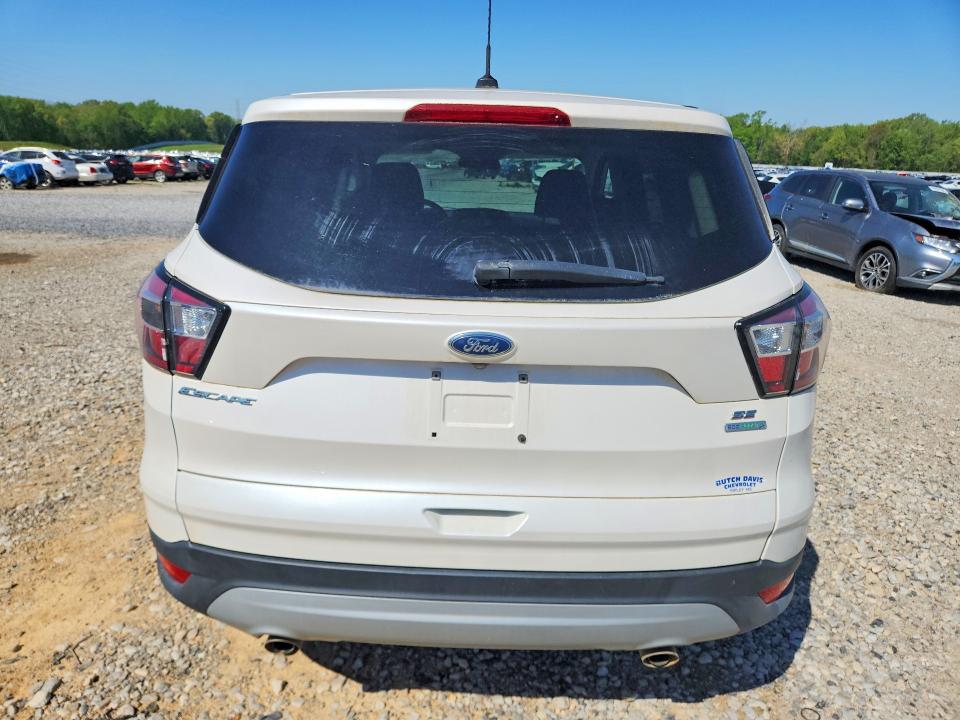 2017 Ford Escape მანქანა იყიდება აუქციონზე, vin: 1FMCU0GD9HUE38641, აუქციონის ნომერი: 47645816