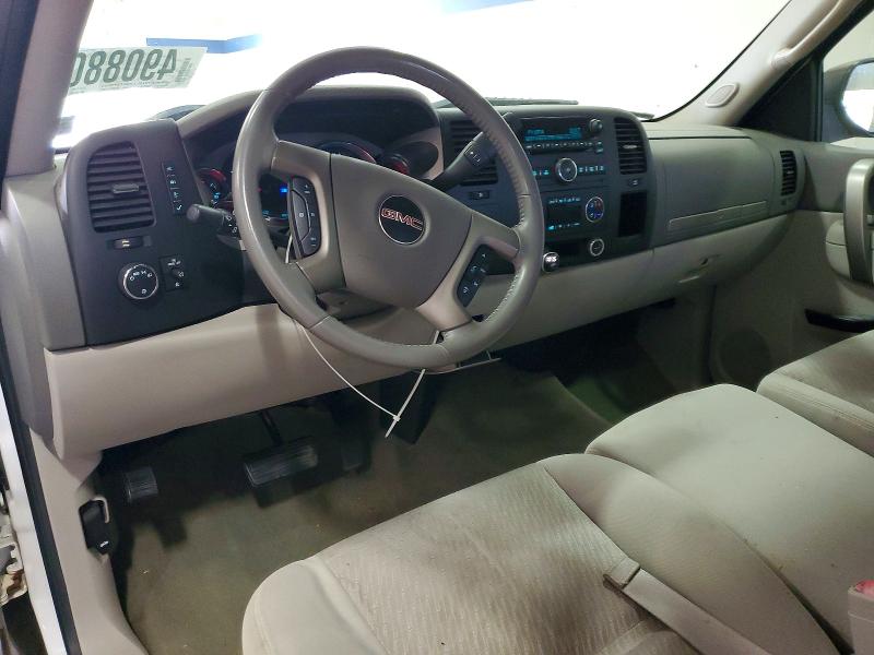 49088026 :رقم المزاد ، 1GTR2VE31BZ460655 vin ، 2011 Gmc Sierra مزاد بيع