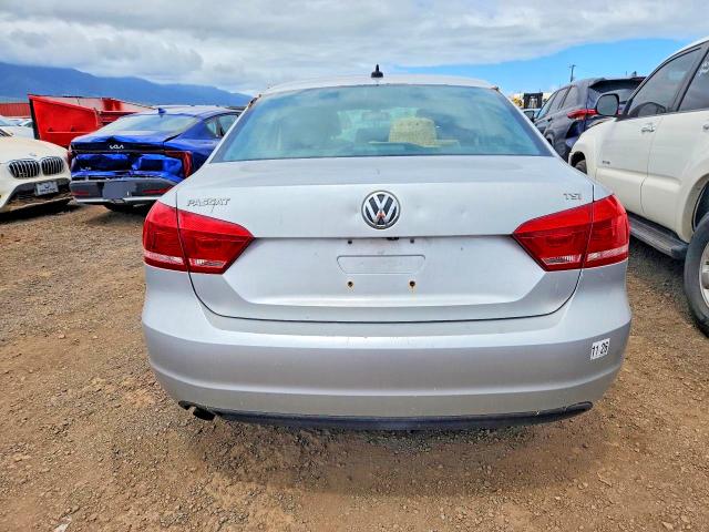 2015 Volkswagen Passat მანქანა იყიდება აუქციონზე, vin: 1VWAT7A37FC119410, აუქციონის ნომერი: 48172286