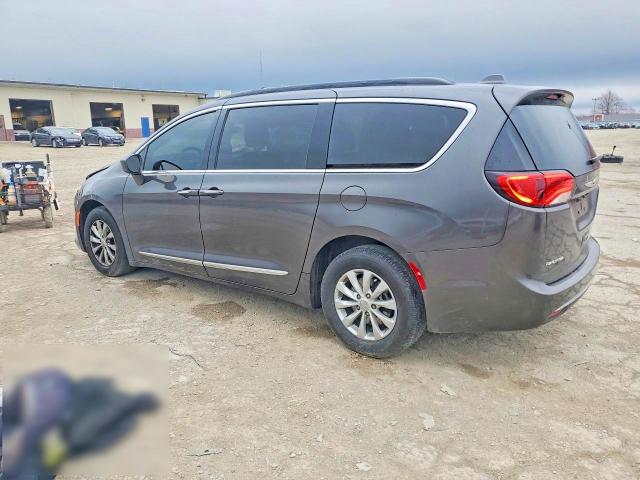 2017 Chrysler Pacifica მანქანა იყიდება აუქციონზე, vin: 2C4RC1BG4HR592437, აუქციონის ნომერი: 48209126