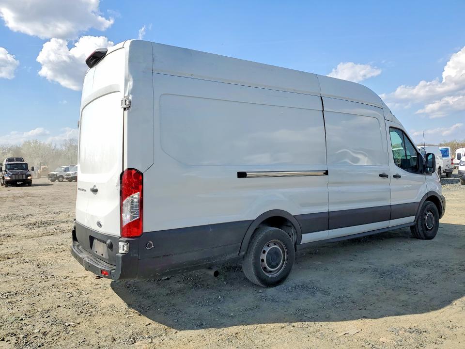 48462046 :رقم المزاد ، 1FTBW3X88MKB03214 vin ، 2021 Ford Transit مزاد بيع