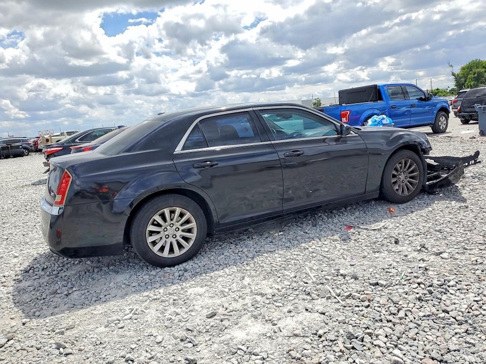 51072136 :رقم المزاد ، 2C3CCAAG4EH161691 vin ، 2014 Chrysler 300 مزاد بيع