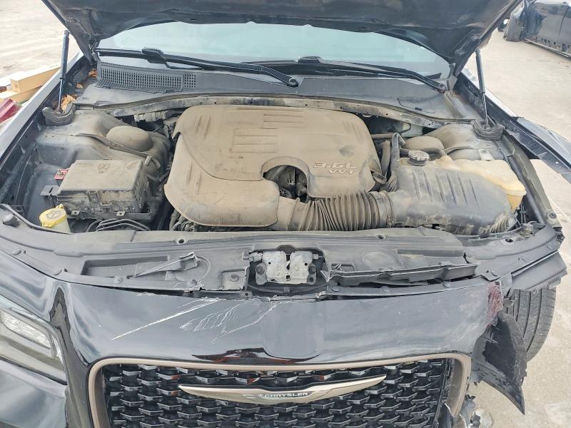 Продаж на аукціоні авто 2016 Chrysler 300, vin: 2C3CCABG8GH307737, номер лоту: 49842586