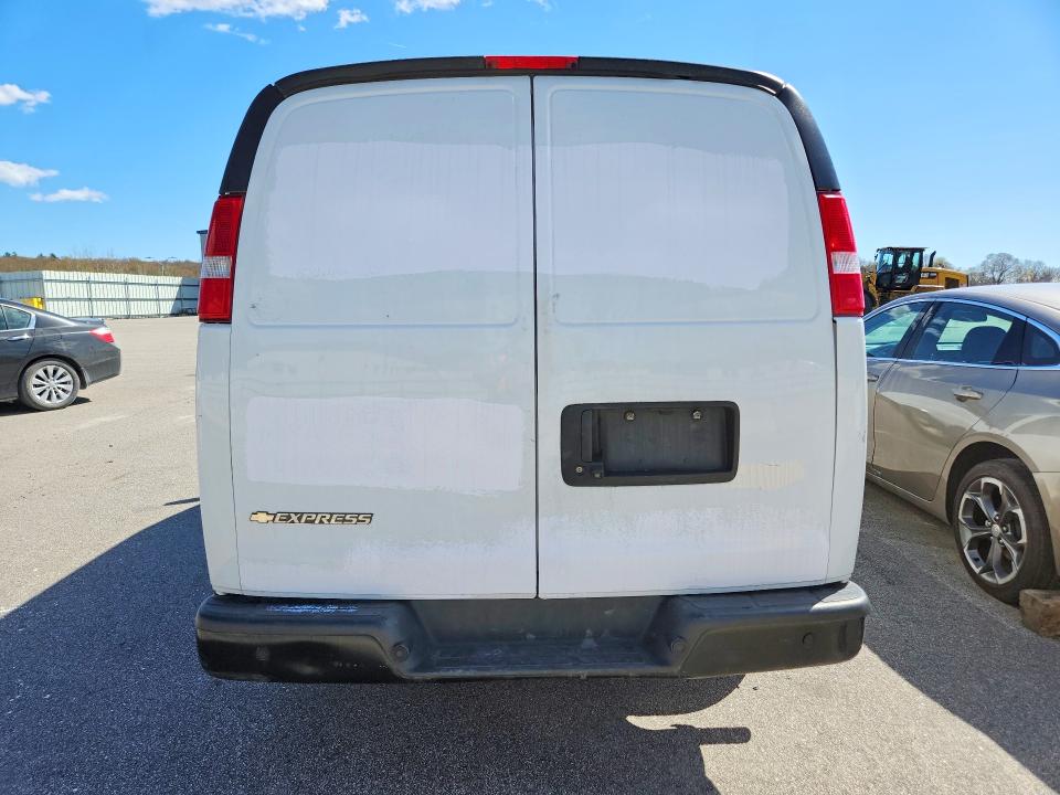 Продажа на аукционе авто 2020 Chevrolet Express G2500, vin: 1GCWGAFP2L1276386, номер лота: 48940016