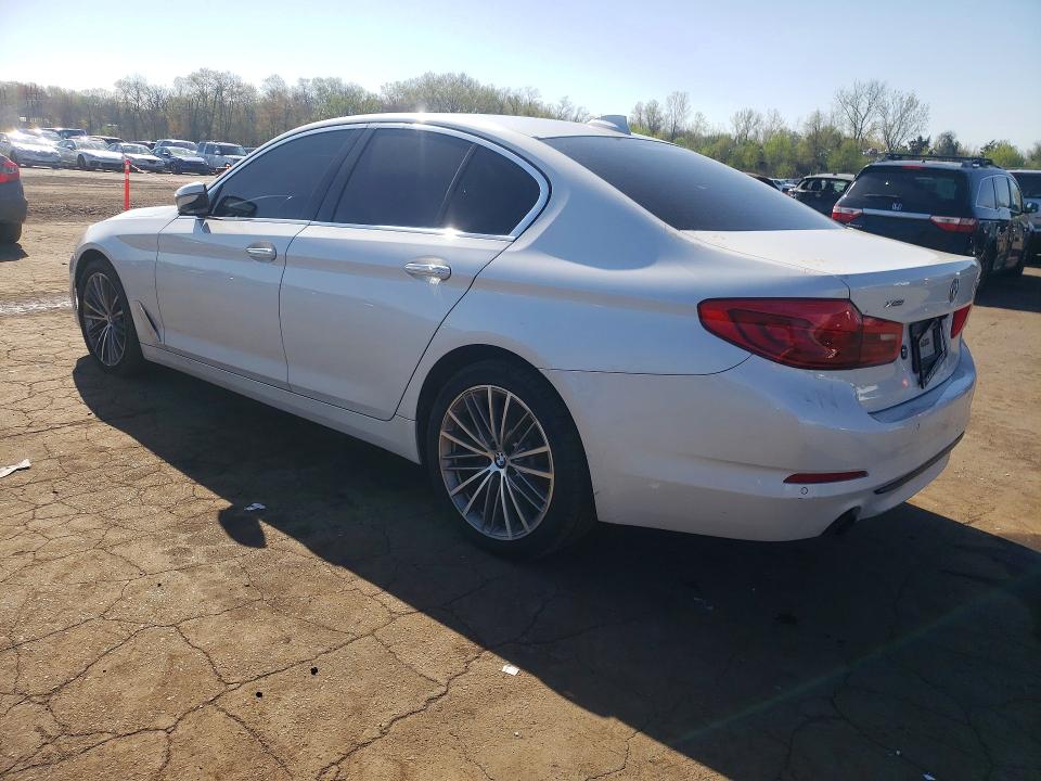 50671276 :رقم المزاد ، WBAJA7C56JWA72627 vin ، 2018 Bmw 530 مزاد بيع