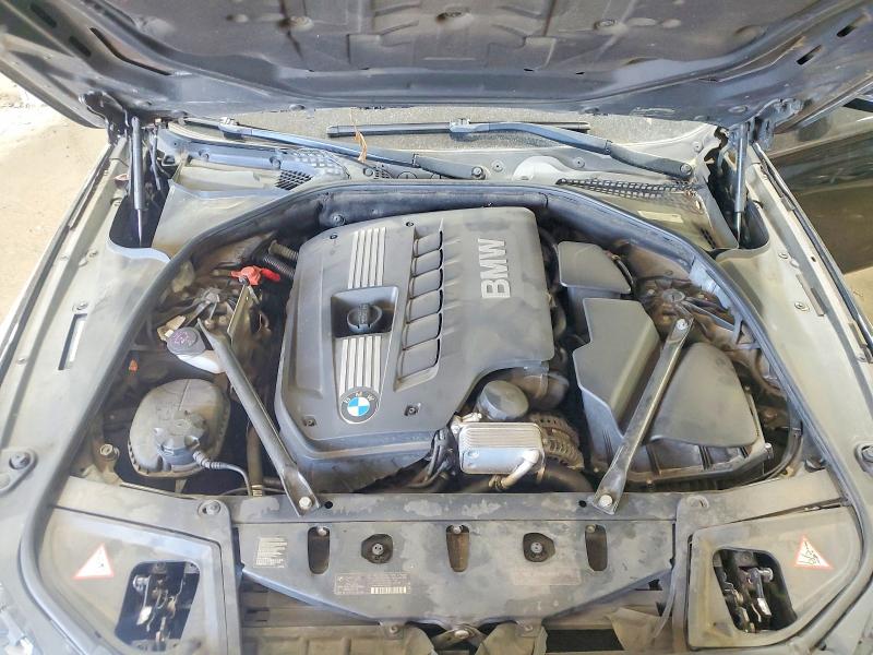 51411826 :رقم المزاد ، WBAFR1C56BDV81512 vin ، 2011 Bmw 528 مزاد بيع