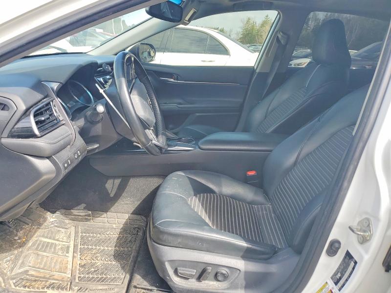 49676856 :رقم المزاد ، 4T1J11AK2LU865262 vin ، 2020 Toyota Camry مزاد بيع