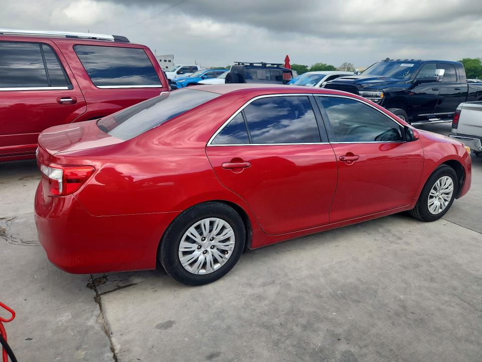 2014 Toyota Camry მანქანა იყიდება აუქციონზე, vin: 4T4BF1FK8ER343212, აუქციონის ნომერი: 49222316