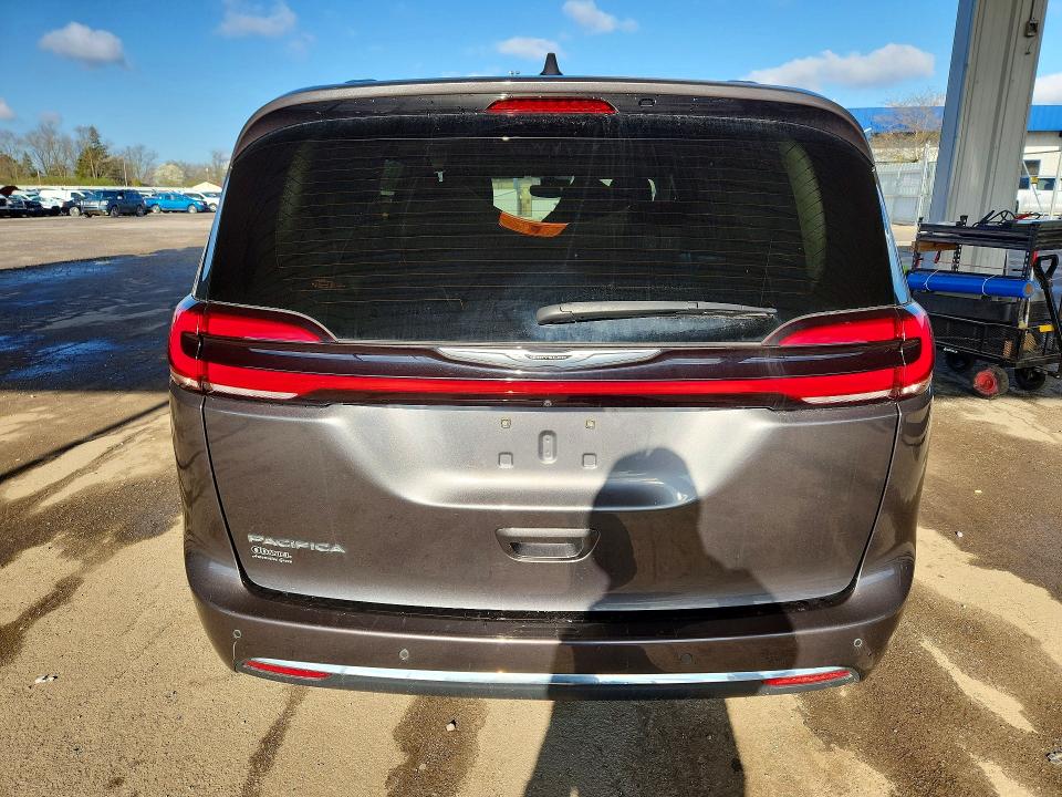Продаж на аукціоні авто 2022 Chrysler Pacifica, vin: 2C4RC1BG3NR148946, номер лоту: 48742696