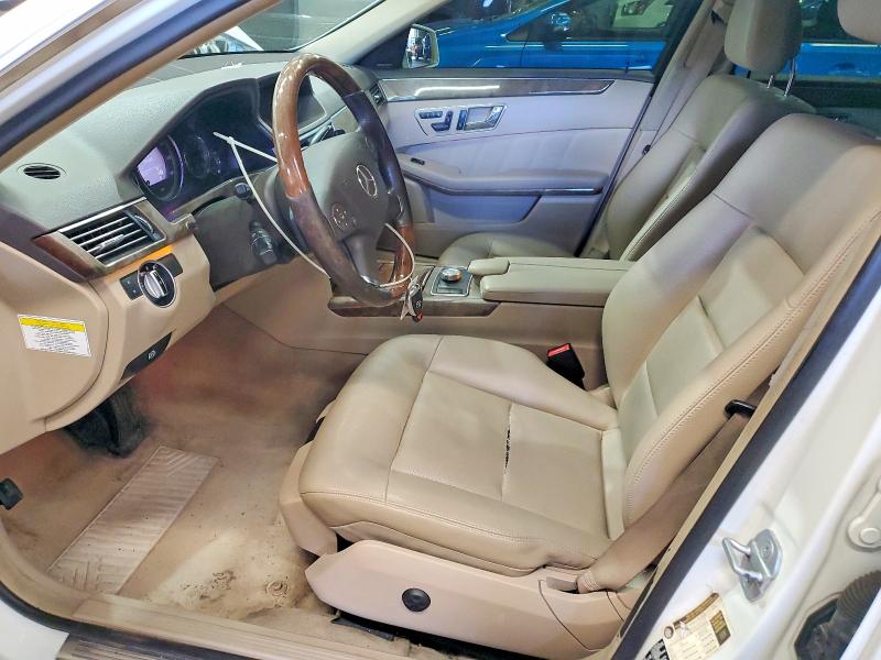 49072166 :رقم المزاد ، WDDHF8HB4BA379254 vin ، 2011 Mercedes-benz E مزاد بيع