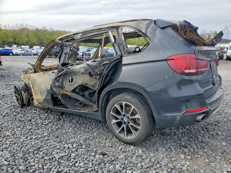 51616796 :رقم المزاد ، 5UXKR0C59F0P05392 vin ، 2015 Bmw X5 مزاد بيع