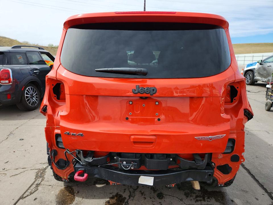 50628636 :رقم المزاد ، ZACNJDC18MPM28703 vin ، 2021 Jeep Renegade مزاد بيع