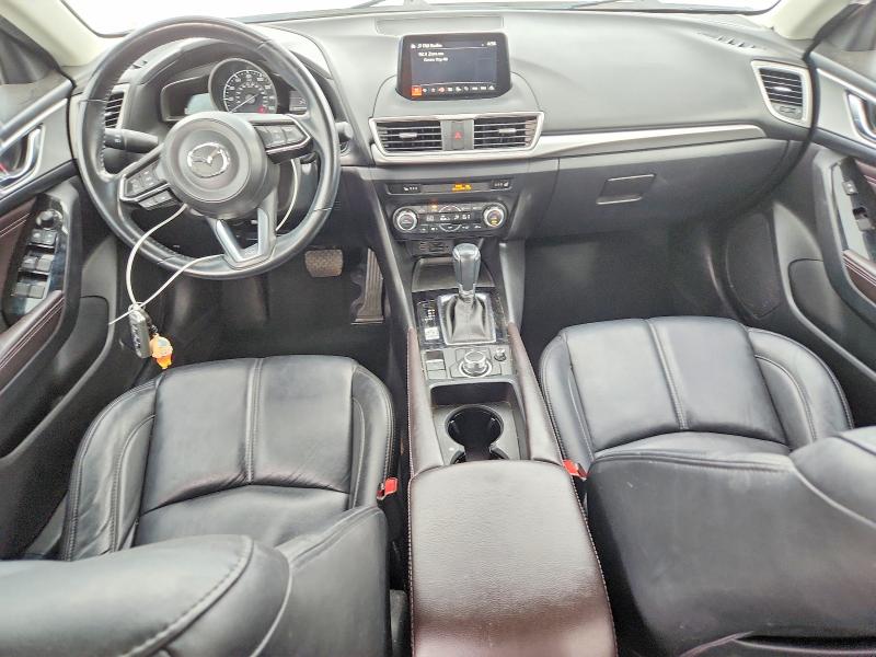 49456156 :رقم المزاد ، 3MZBN1V34JM185250 vin ، 2018 Mazda 3 مزاد بيع