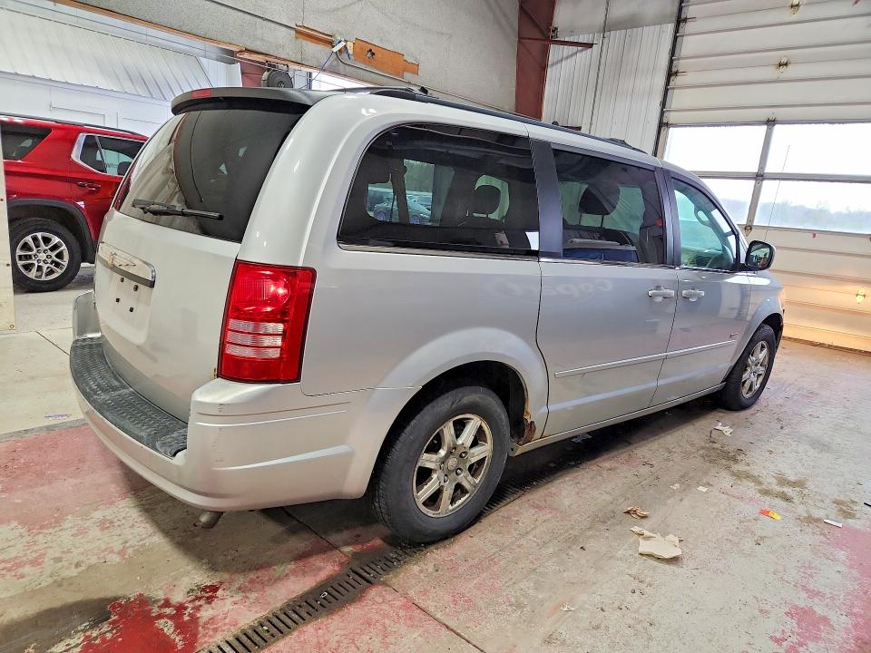 Продажа на аукционе авто 2008 Chrysler Town & Country, vin: 2A8HR54P88R800536, номер лота: 51262736