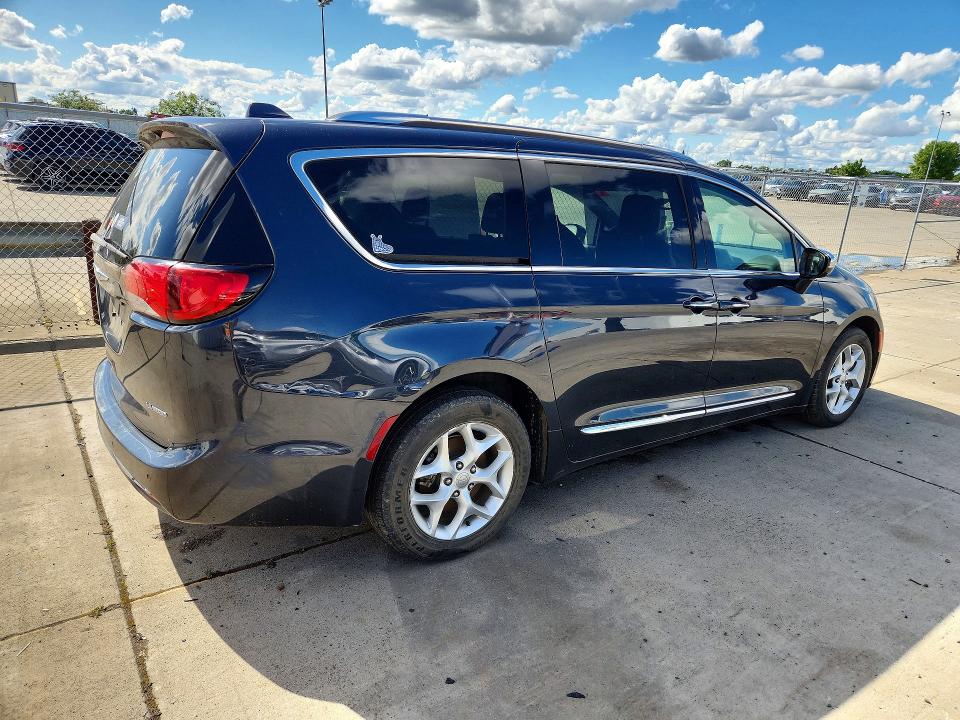 2020 Chrysler Pacifica მანქანა იყიდება აუქციონზე, vin: 2C4RC1GG3LR156437, აუქციონის ნომერი: 50682996