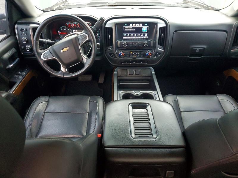 51611776 :رقم المزاد ، 3GCUKSEJ2JG421594 vin ، 2018 Chevrolet Silverado مزاد بيع