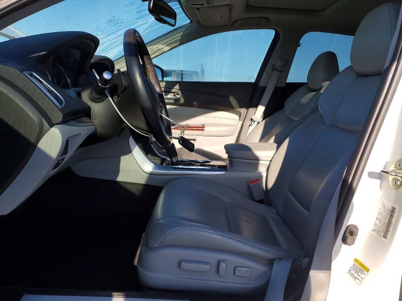 Auction sale of the 2017 Acura Tlx, vin: 19UUB1F33HA005428, lot number: 51004116